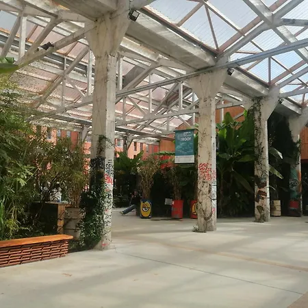 Les Fontaines T4 Spacieux 3 Parking Gratuit Lägenhet