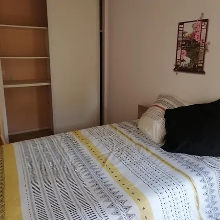Apartment Les Fontaines T4 Spacieux 3 Parking Gratuit