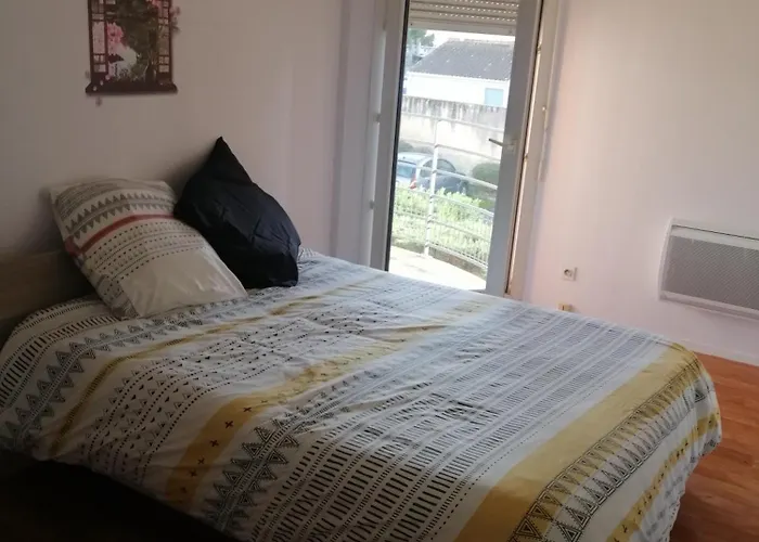 Les Fontaines T4 Spacieux 3 Parking Gratuit