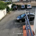 Les Fontaines T4 Spacieux 3 Parking Gratuit