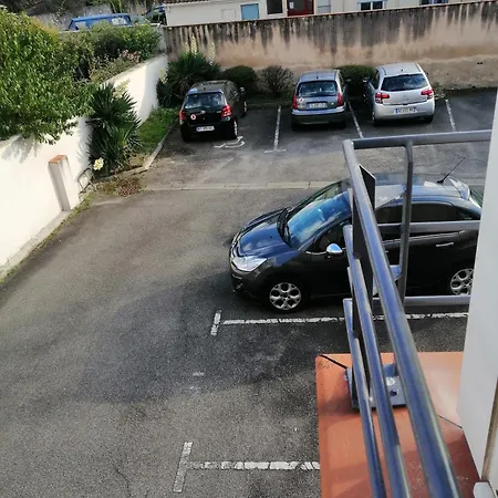 Les Fontaines T4 Spacieux 3 Parking Gratuit