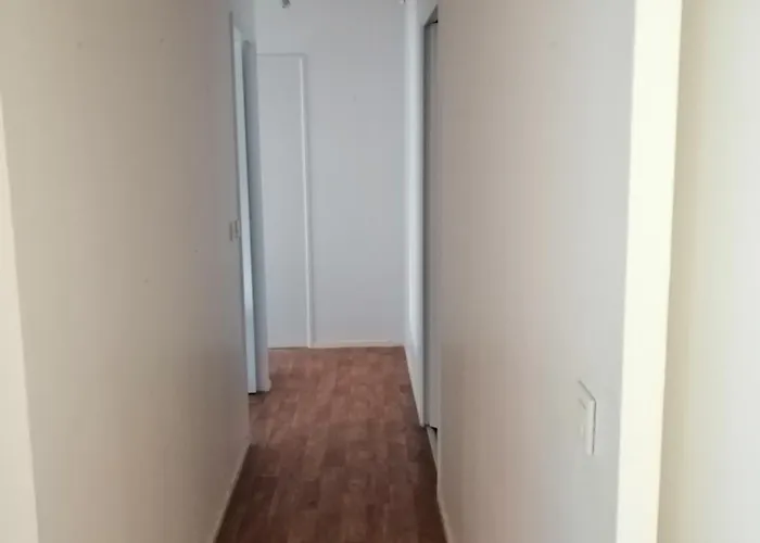 Les Fontaines T4 Spacieux 3 Parking Gratuit